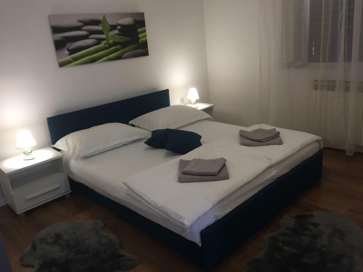 Bond With Private Parking Zadar Exterior foto